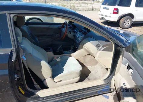 2005 Toyota Camry Solara Se V6 z USA, uszkodzony, nr VIN 4T1CA38P75U050533